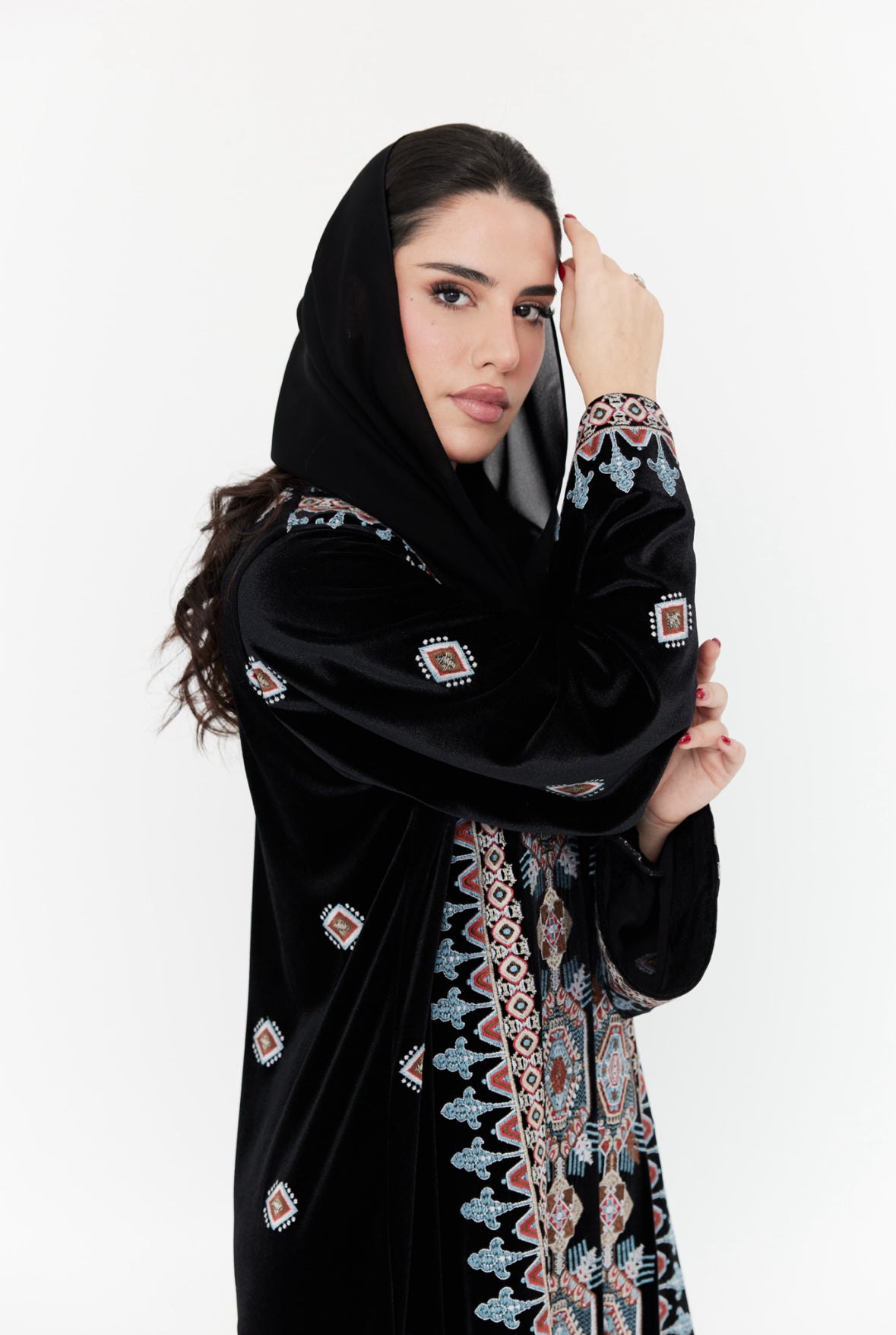 Abaya 81